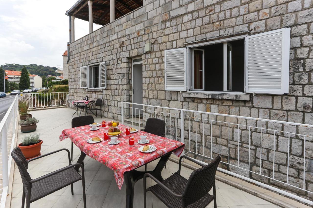 Apartments Sisic Dubrovnik Bagian luar foto